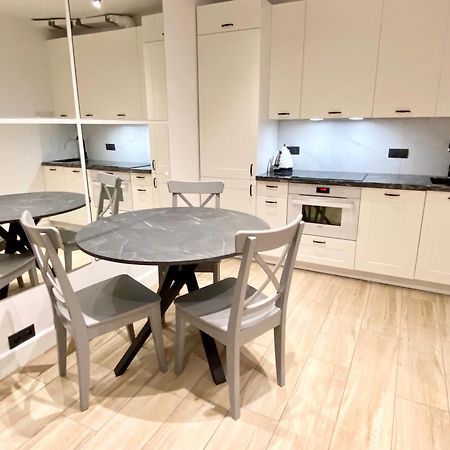 Nice To Host You - Old Town Apartment Варшава Екстер'єр фото