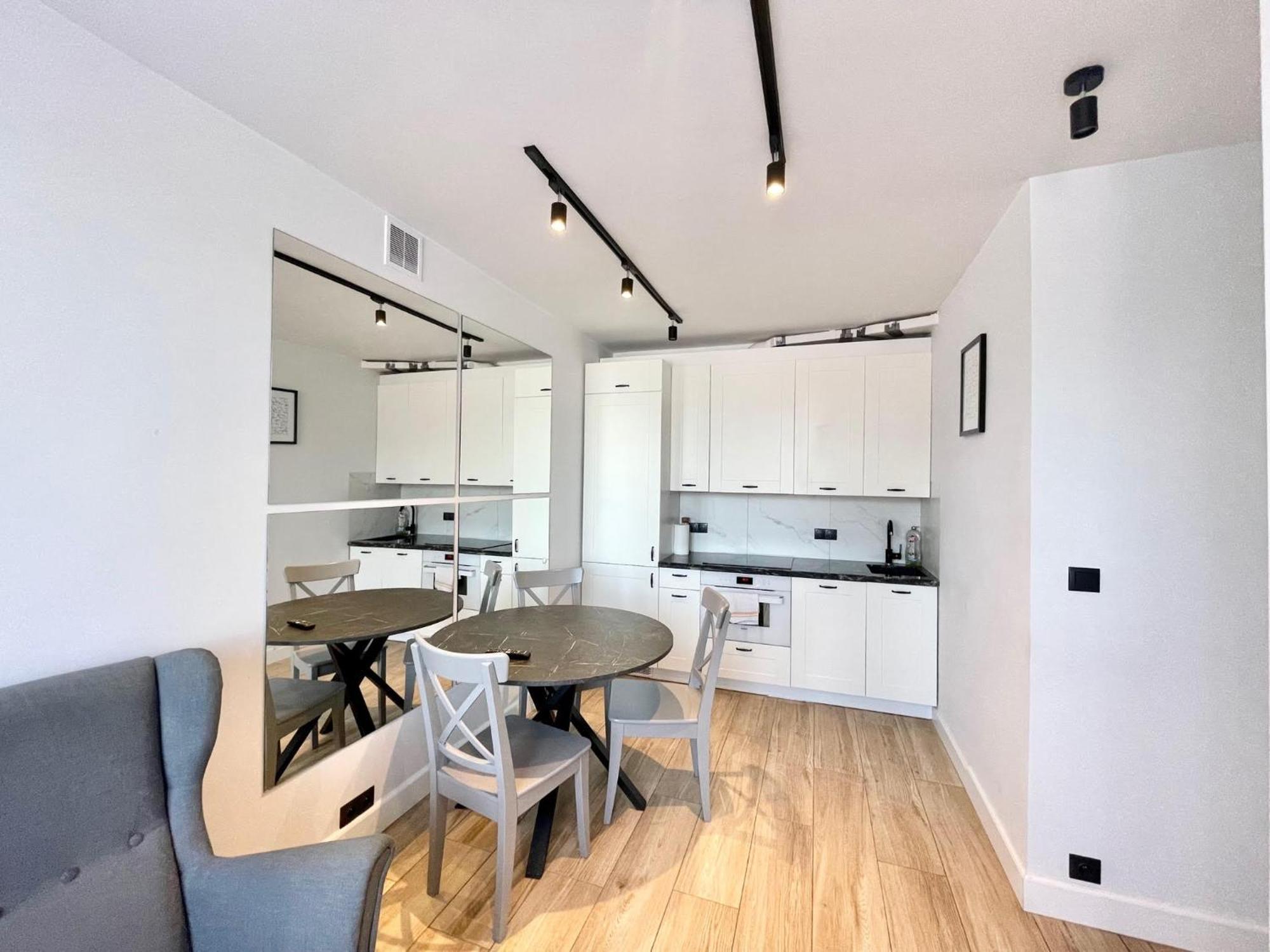Nice To Host You - Old Town Apartment Варшава Екстер'єр фото