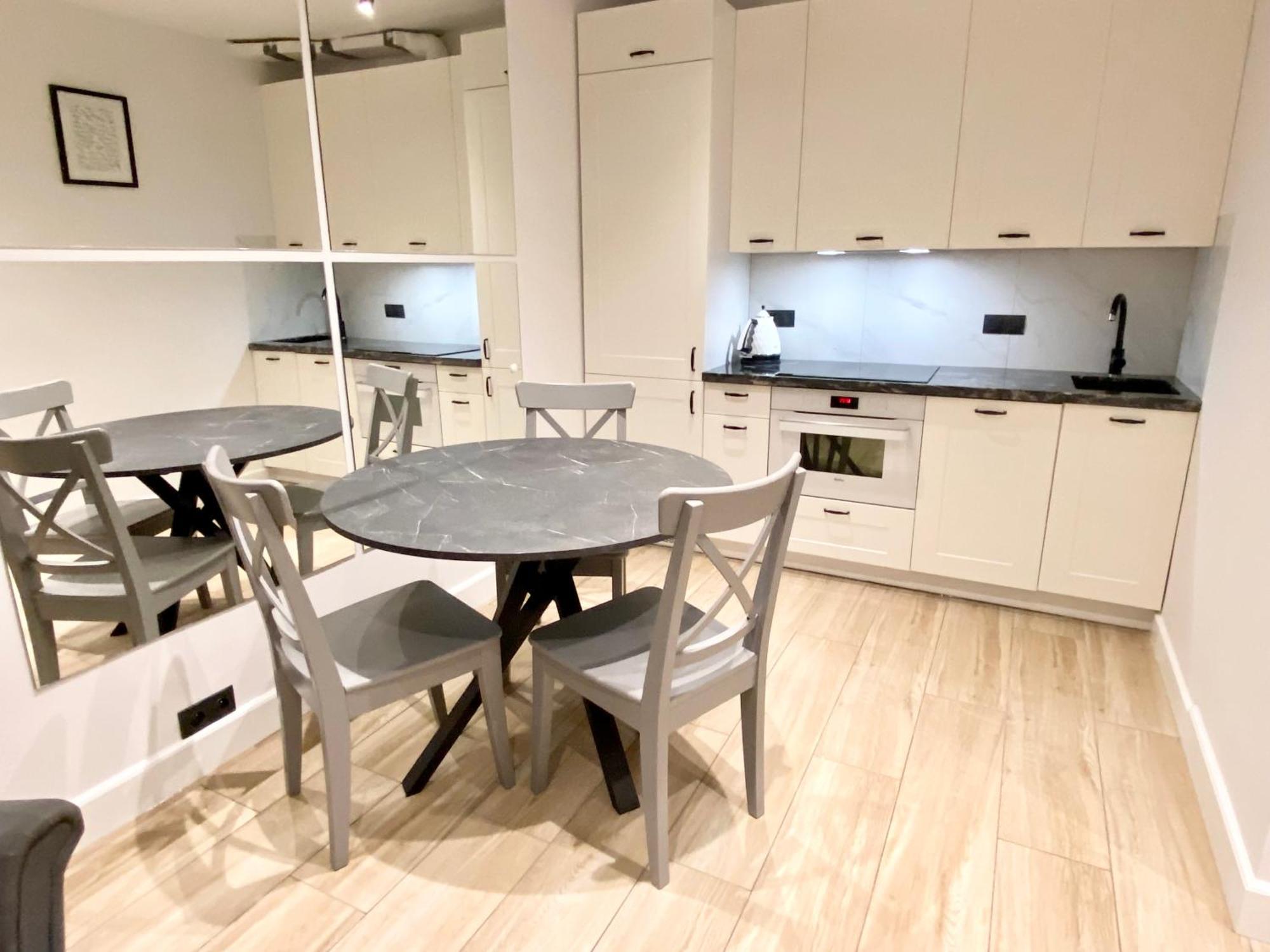 Nice To Host You - Old Town Apartment Варшава Екстер'єр фото